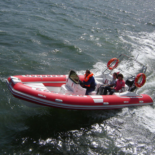 Bateau pneumatique hors-bord - 6,90 CSR - MIRAI - RIB / à console centrale / max. 14 personnes