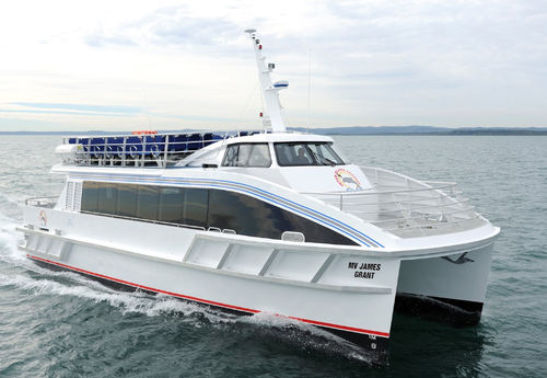 Bateau à passagers - MV James Grant - Incat Crowther - catamaran / in-bord / en aluminium