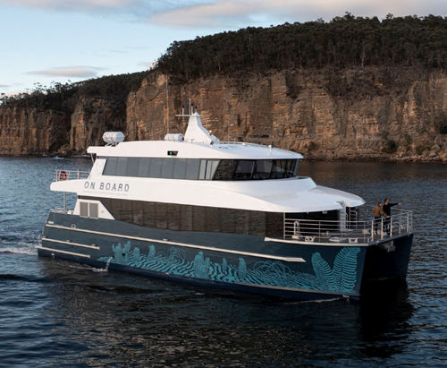 Bateau à passagers - Odalisque III - Incat Crowther - catamaran / in-bord / en aluminium