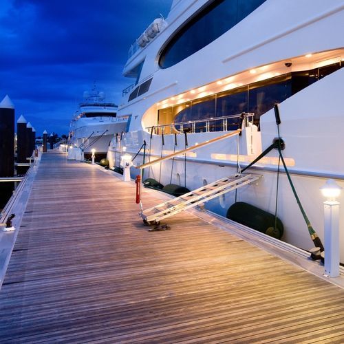 Ponton flottant - Lakeshore - MAADI Group Inc. - d'amarrage / pour marina / pour bateau