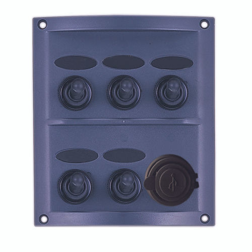 Tableau électrique pour bateau - 10160-BKU2C - AAA WORLD-WIDE ENTERPRISES LTD. - étanche / avec port USB