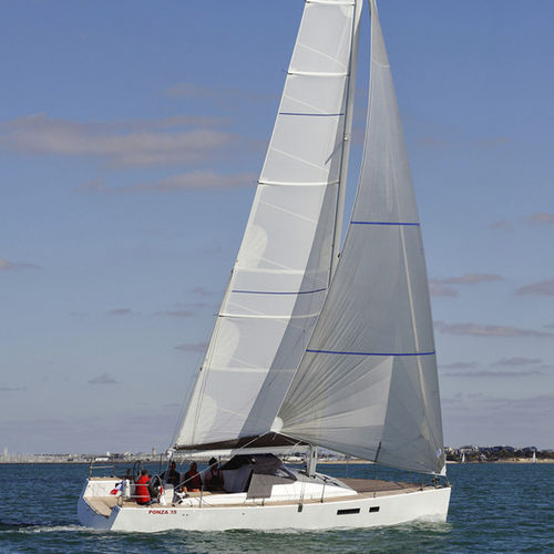 Voilier de croisière - Ponza 35 - WindPearl Yachts - double barre à roue