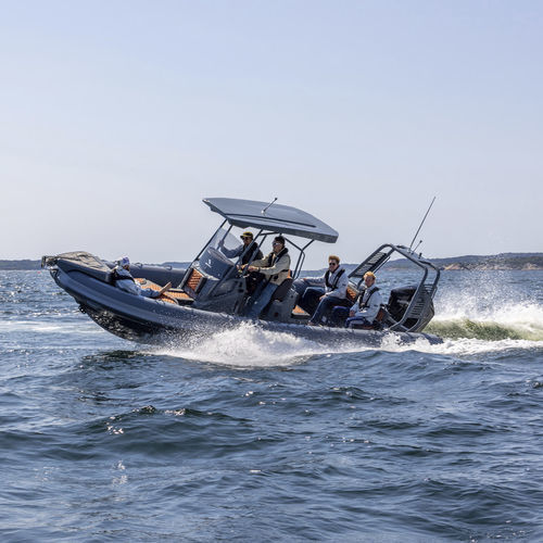 Bateau pneumatique hors-bord - SP 760 - HIGHFIELD BOATS - semi-rigide / open / à console centrale