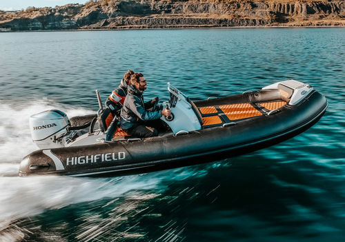 Bateau pneumatique hors-bord - SP 460 - HIGHFIELD BOATS - semi-rigide / open / à console latérale