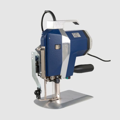 Machine de découpe à lame verticale - KVS 700 - Kuris Spezialmaschinen - électrique / textile / cuir