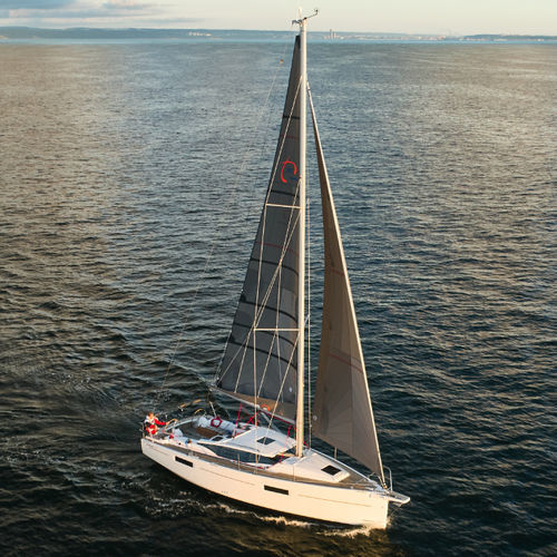 Voilier de croisière - Maxus 35 - Northman Krysztof Stepniak  - 3 cabines / 6 couchages / 8 couchages