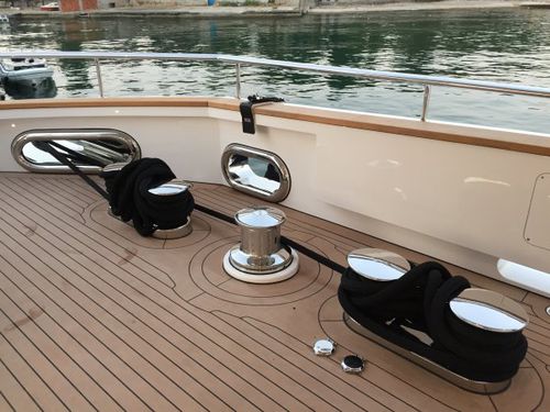 Filoir de bateau - krommen stainless steel yacht accessories - de pont