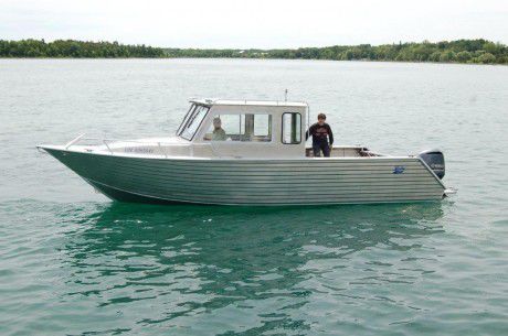 Cabin-cruiser hors-bord - 28' - Henley Boats™ - hard-top / à cockpit fermé
