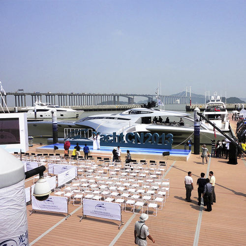 Podium flottant - Goodocks Marine (Hong Kong) Co., Ltd.