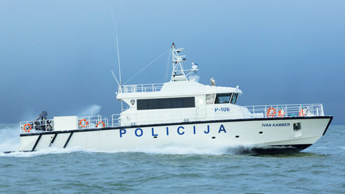 Navire spécial de surveillance - IVAN KAMBER - Baltic Workboats AS - en aluminium