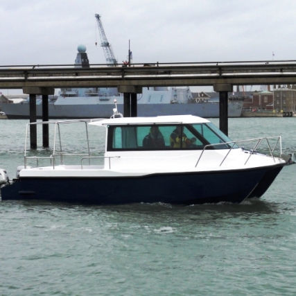 Cabin-cruiser catamaran - Blue Haven - Cheetah Marine - hors-bord / bimoteur / hard-top
