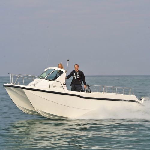 Coque open catamaran - West Coast Run - Cheetah Marine - hors-bord / bimoteur / de pêche sportive