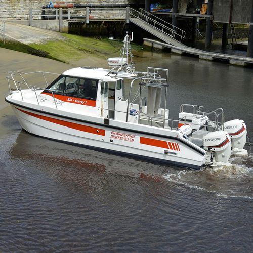 Bateau d'étude hydrographique - Survey 1 - Cheetah Marine - catamaran / hors-bord
