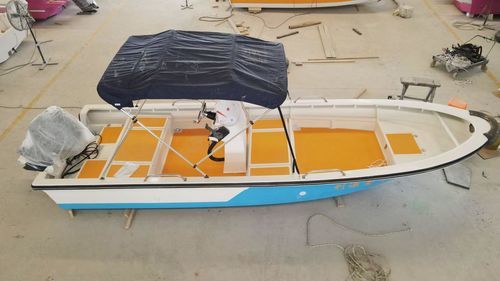 Coque open hors-bord - YB-620 - Changzhou Youbang Boat Co., Ltd. - à console centrale / de ski nautique / de pêche sportive