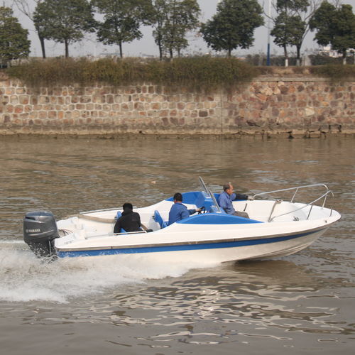 Barque hors-bord - YB-600 - Changzhou Youbang Boat Co., Ltd. - open / à double console / bow-rider