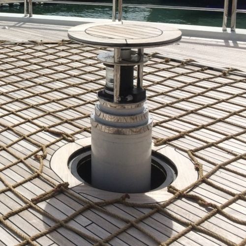 Mât pour yacht - C-QUIP INTERNATIONAL LTD. - en carbone / télescopique