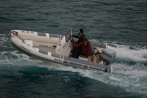 Bateau pneumatique hors-bord - JEETRIB JR-F-465-SC - Polat Marine Boat Production Company - semi-rigide / open / à console latérale