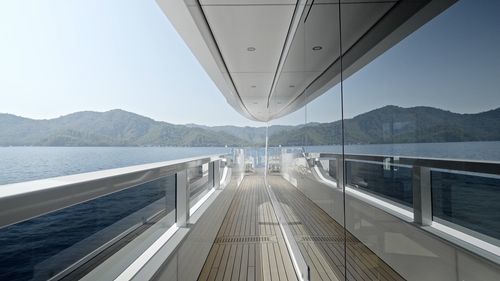 Vitrage pour yacht - Thermal - AYDIN ACAR YACHT GLASS DENIZCILIK A.S. - trempé