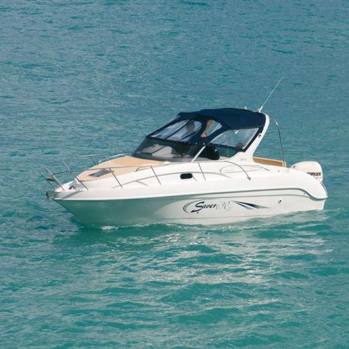 Cabin-cruiser hors-bord - 690  - SAVER  S.R.L. - de sport / max. 8 personnes / 4 couchages