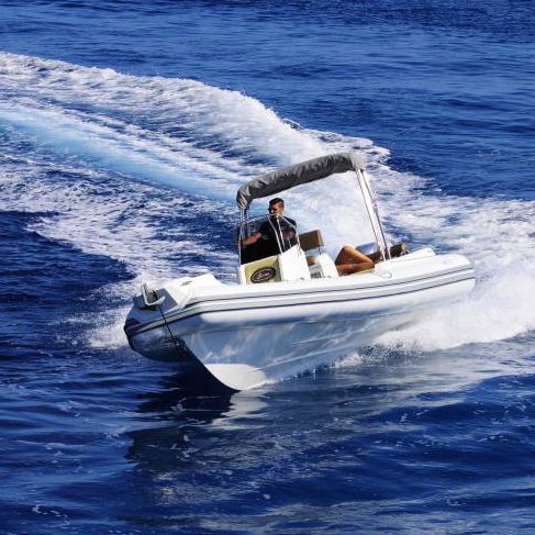 Bateau pneumatique hors-bord - MG 710 - SAVER  S.R.L. - semi-rigide / à console centrale / max. 18 personnes