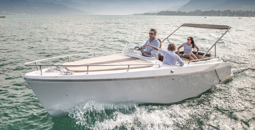 Cabin-cruiser électrique - Pehn eVARIO 660 - PEHN Bootsbau - in-bord
