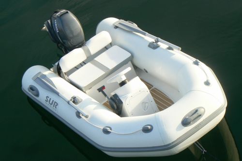 Bateau pneumatique hors-bord - Luxury 260 - Piranha Ribs Ltd - semi-rigide / à console latérale / max. 4 personnes