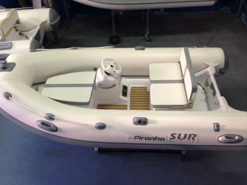 Bateau pneumatique hors-bord - Luxury 300  - Piranha Ribs Ltd - semi-rigide / à console latérale