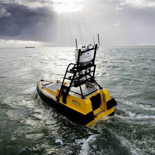 Véhicule autonome de surface d'études océanographiques - C-Worker 6  - Autonomous Surface Vehicles, UK - pour mesures environnementales / pour études hydrographiques / monocoque