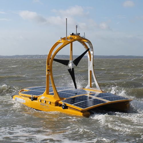 Véhicule autonome de surface d'études océanographiques - C-Enduro - Autonomous Surface Vehicles, UK - pour mesures environnementales / pour études hydrographiques / mini catamaran