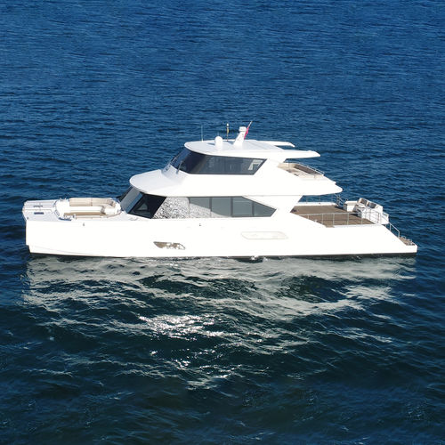 Bateau à passagers - 3000 - 2500 VIP - ARESA SHIPYARD - catamaran / in-bord / GRP