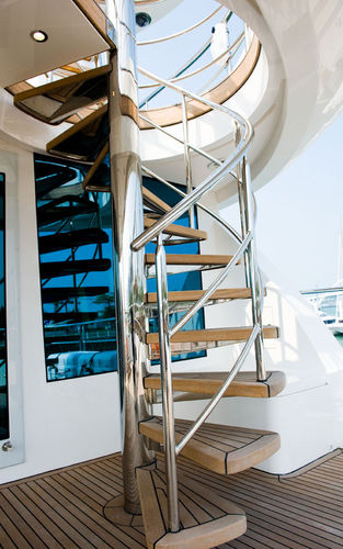 Escalier pour yacht - Ocean Group