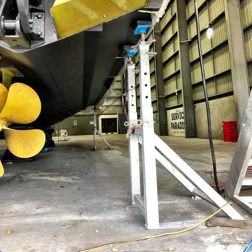 Ber de bateau à moteur - CV2T Ton. 15+15 h. 14/22 - Naval Tecno Sud - ajustable / fixe