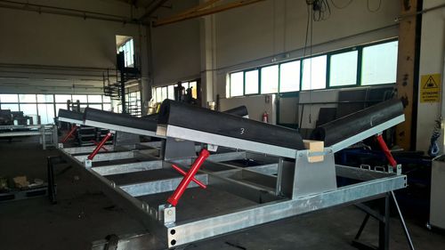 Ber de bateau à moteur - SET EXPO Ton.5 o Ton.10 o Ton.15 - Naval Tecno Sud - ajustable / de transport lourd / pour quille