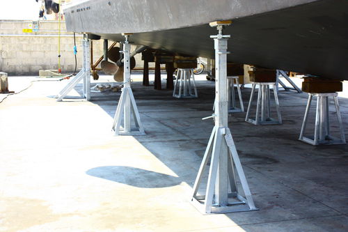 Béquille pour bateau - CV Ton.30 o Ton.50 h. 08/12 - Naval Tecno Sud - ajustable / fixe
