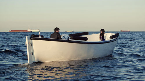 Barque in-bord - Admiral 750 - Admiral Boats S.A. - traditionnelle