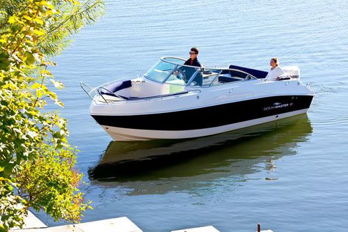 Runabout in-bord - 660 - Admiral Boats S.A. - bow-rider / max. 8 personnes / bain de soleil