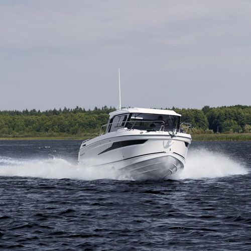 Cabin-cruiser hors-bord - 920 EXPLORER - Parker Poland - avec timonerie / pont en teck