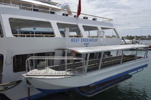 Bateau à fond de verre - English Engineering - in-bord