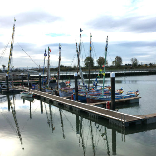 ponton flottant - Lindley Marinas