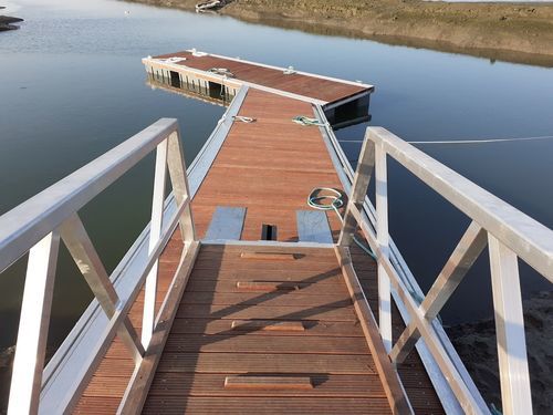 Ponton flottant - Faro - Lindley Marinas - d'amarrage / pour marina / aluminium