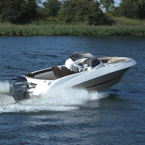 Coque open hors-bord - 570  - Galia Boats - à console latérale / max. 8 personnes / max. 6 personnes