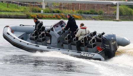 Bateau à passagers - 8.0 Transporter - SMART OWN - bateau de transport de personnel / hors-bord / GRP