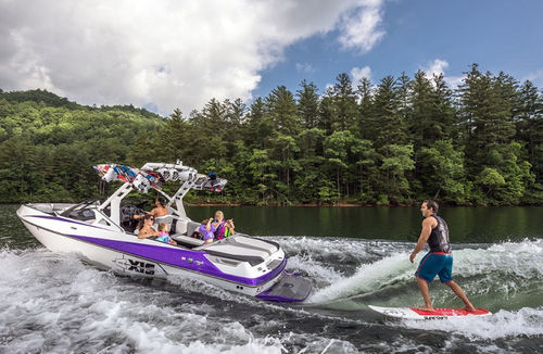 Deck-boat in-bord - T22 - Axis Wake Research - de wakeboard / de wakesurf