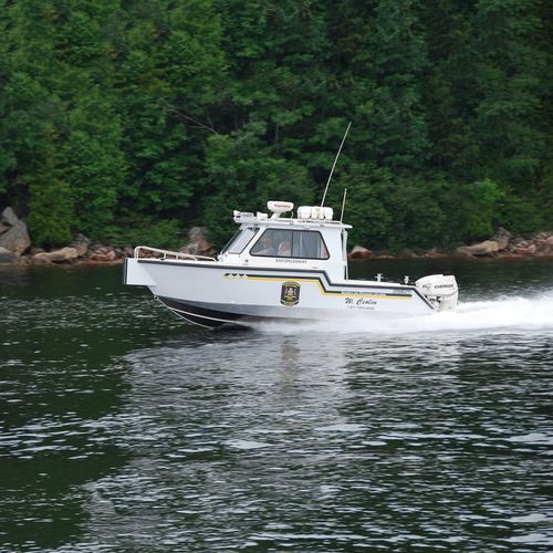 Bateau de surveillance - 25’ - Stanley Aluminum Boats