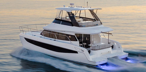 Vedette catamaran - 42  - AQUILA POWER CATAMARANS - in-bord / bimoteur / à fly