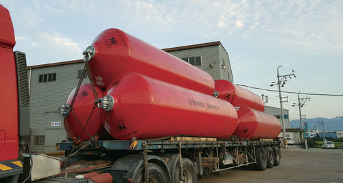 Défense pour port - YFF - YMI Corporation - de quai / cylindrique / rouge