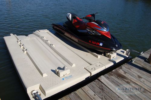 Ponton flottant - 094600 - A-Marinas - pour amarrage à sec de jet-ski / pour marina / en plastique