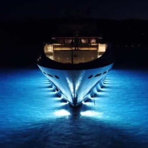 Éclairage sous-marin pour yacht - Luxury - Totallux B.V - à LED / passe-coque