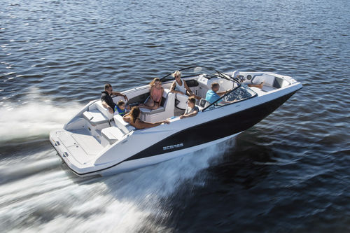 Runabout in-bord - 255 G - Scarab/Rec Boat Holdings - bow-rider / à double console / max. 13 personnes