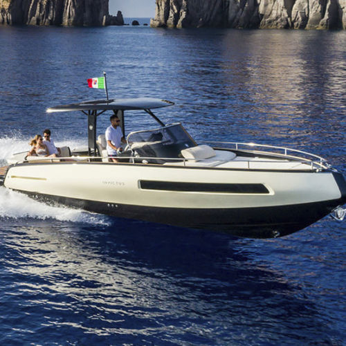 Coque open in-bord - GT280 - Invictus Yacht - à console centrale / max. 8 personnes / max. 10 personnes